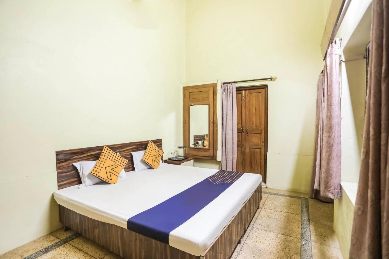 Spot On 64751 Hotel Shivani Palace Muthiganj Exterior foto