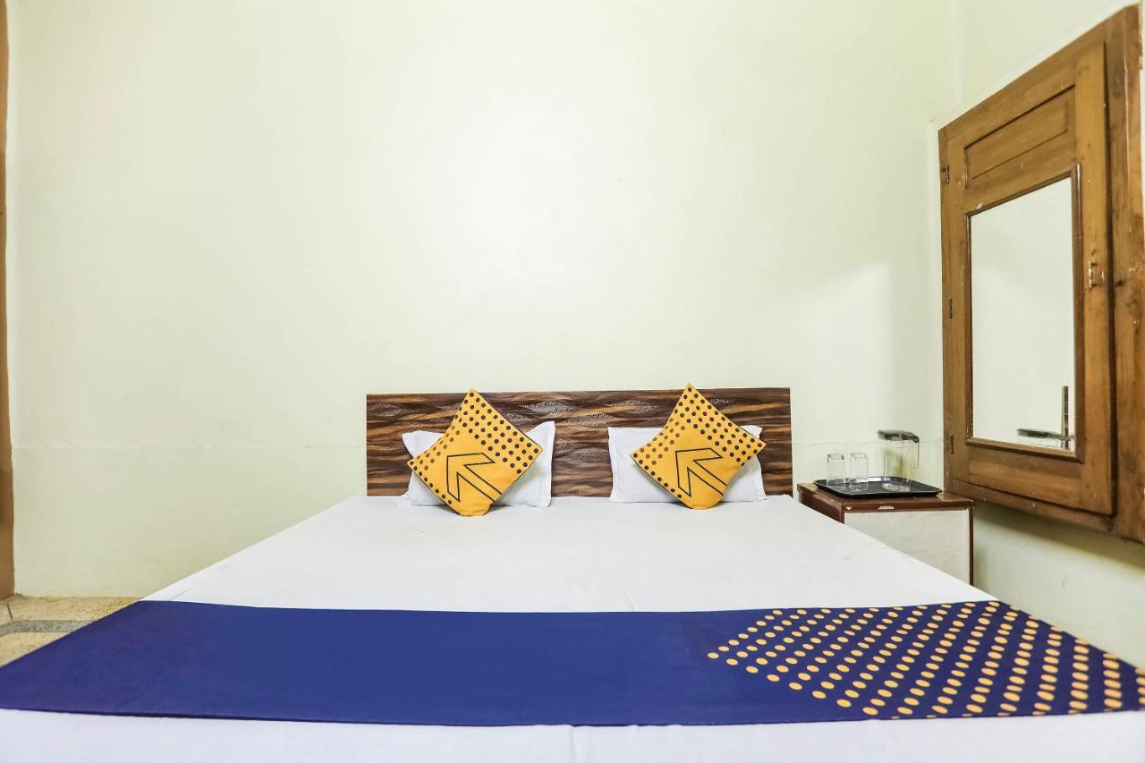 Spot On 64751 Hotel Shivani Palace Muthiganj Exterior foto